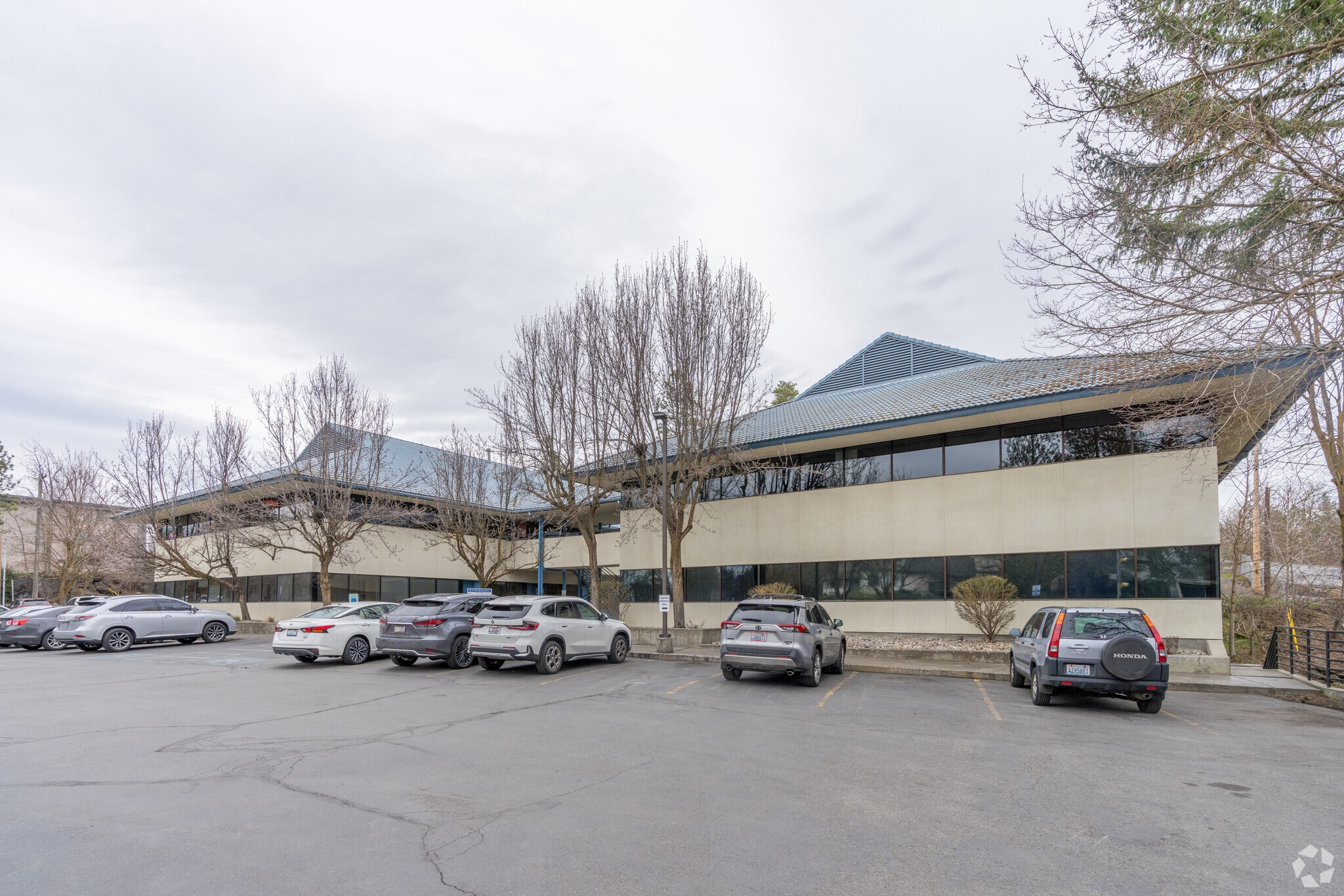 1403 S Grand Blvd, Spokane, WA for lease Primary Photo- Image 1 of 5