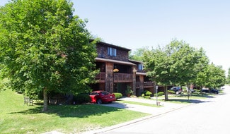 More details for 101-404 Cedar Hill Dr, McMurray, PA - Multifamily for Sale
