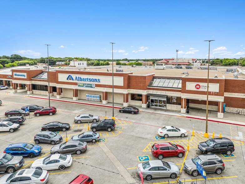 3525 Sycamore School Rd, Fort Worth, TX for sale - Building Photo - Image 2 of 6