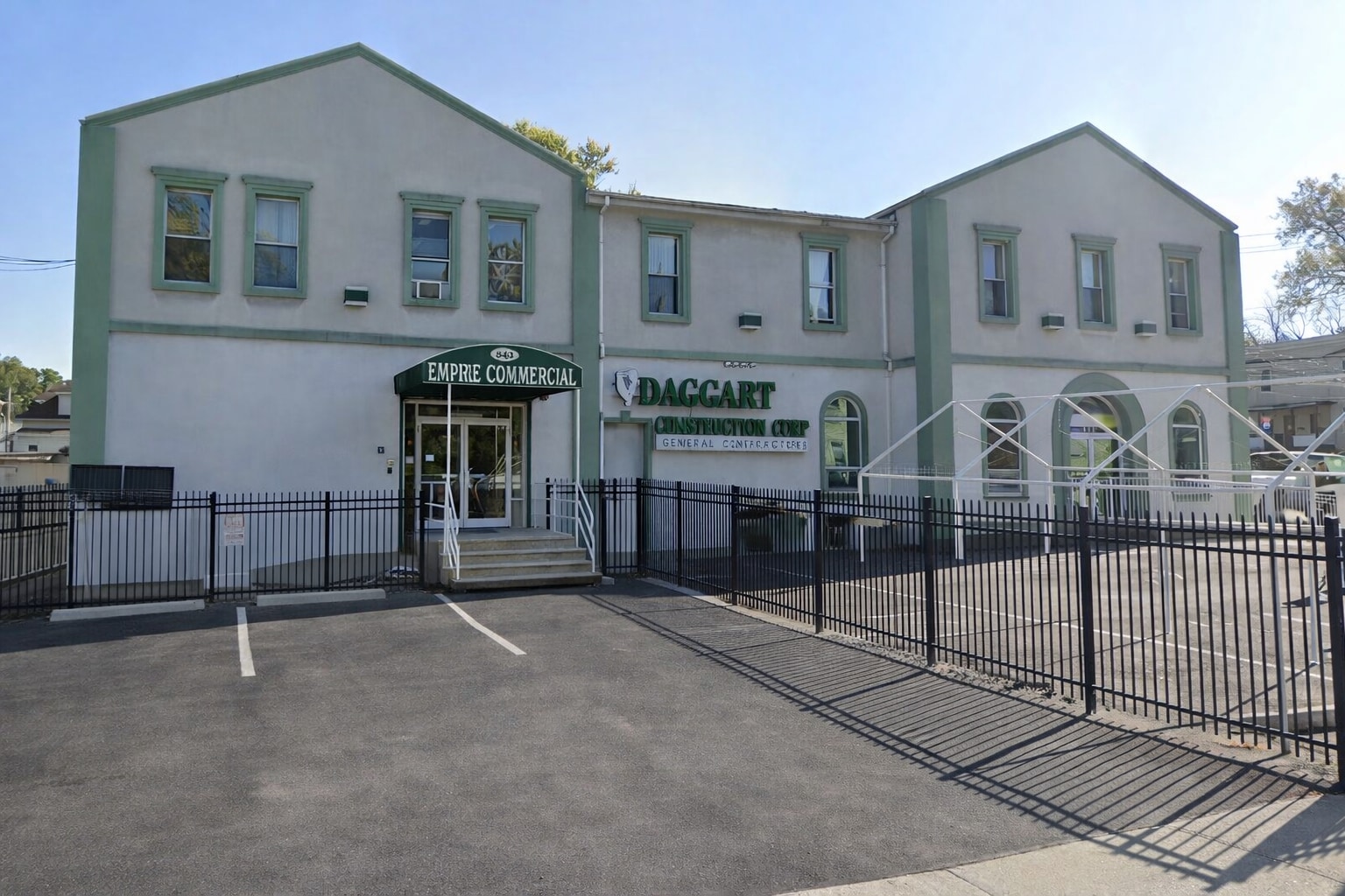 545 Cary Ave, Staten Island, NY for lease Primary Photo- Image 1 of 16