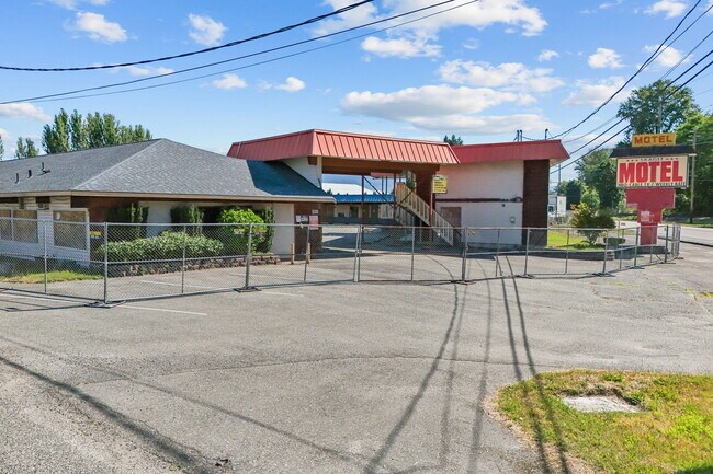 More details for 1862 W State Route 20, Sedro-Woolley, WA - Hospitality for Sale