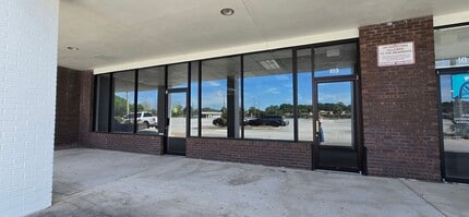 101-143 City Smitty Dr, Saint Marys, GA for lease Interior Photo- Image 2 of 2