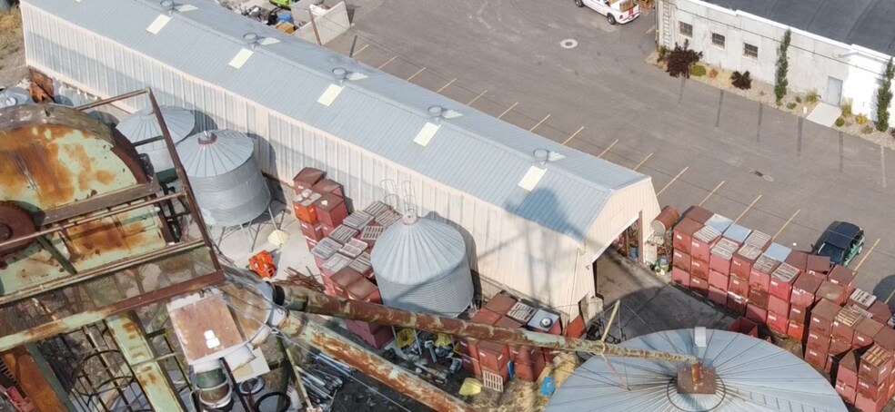 164 W 1st N, Rexburg, ID à louer - Photo du bâtiment - Image 2 de 10