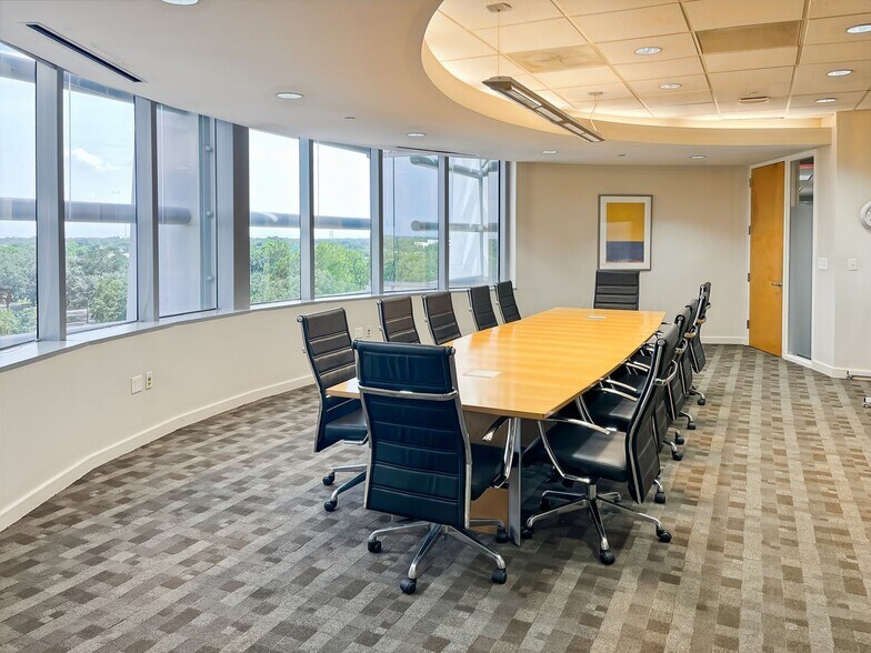 801 International Pky, Lake Mary, FL for lease - Interior Photo - Image 2 of 10