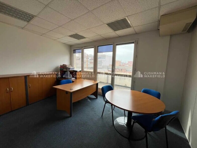 9 A Boulevard De Louvain, Marseille for lease - Building Photo - Image 2 of 15