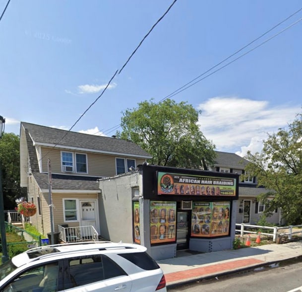 2074 Grand Ave, North Baldwin, NY for sale - Building Photo - Image 3 of 3