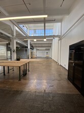 2565 3rd St, San Francisco, CA for lease Interior Photo- Image 2 of 9