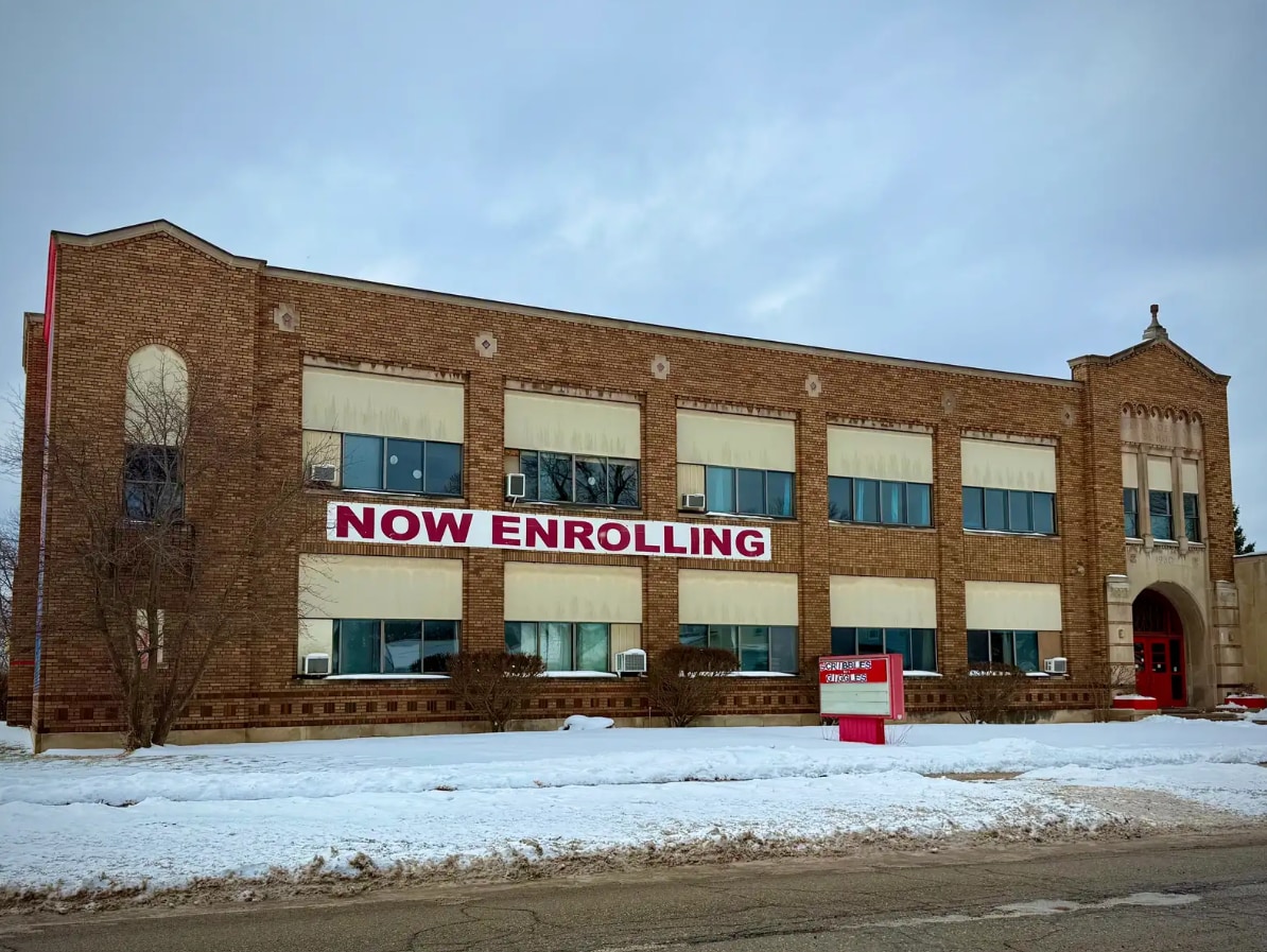 609 N Verlinden Ave, Lansing, MI à vendre Photo principale- Image 1 de 7