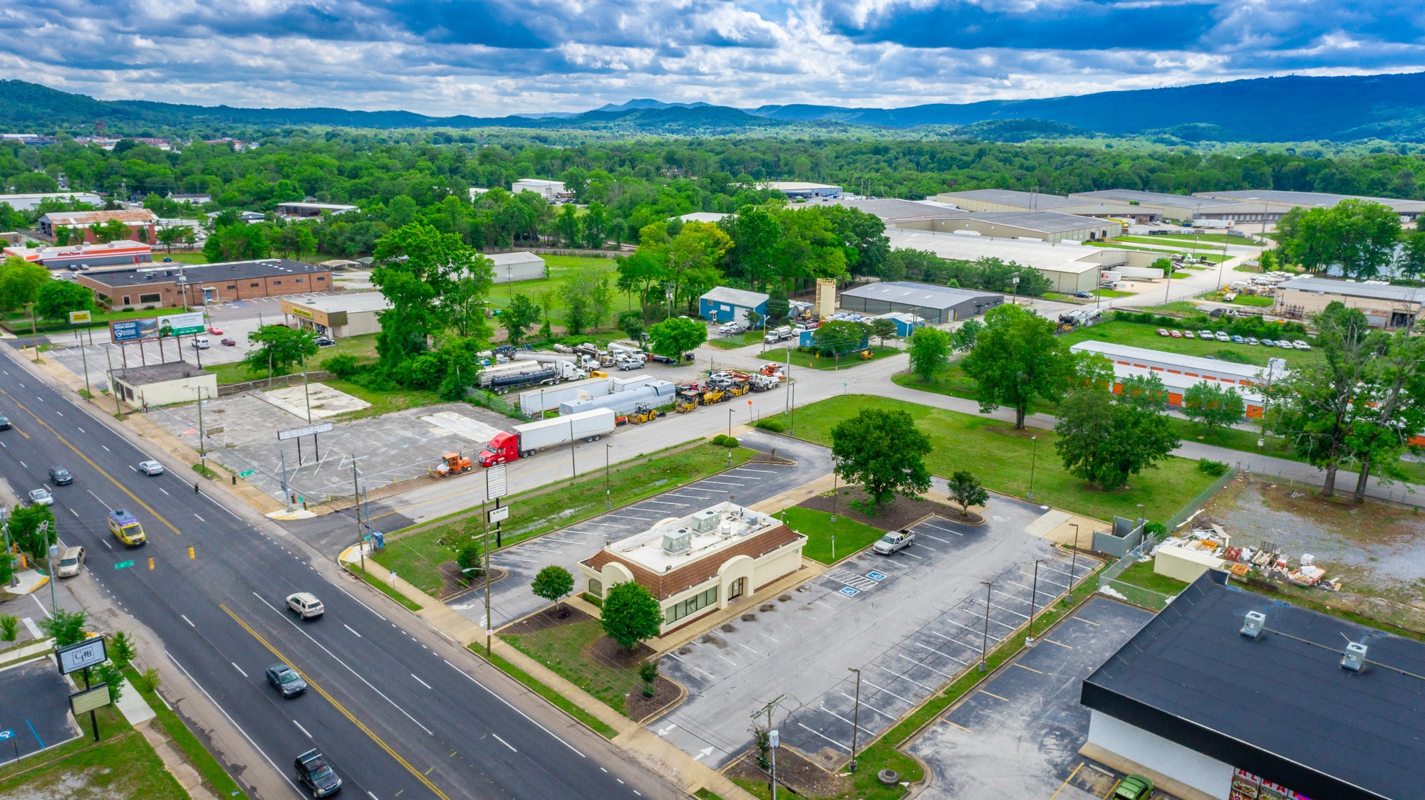 4115 Rossville Blvd, Chattanooga, TN for sale Primary Photo- Image 1 of 12