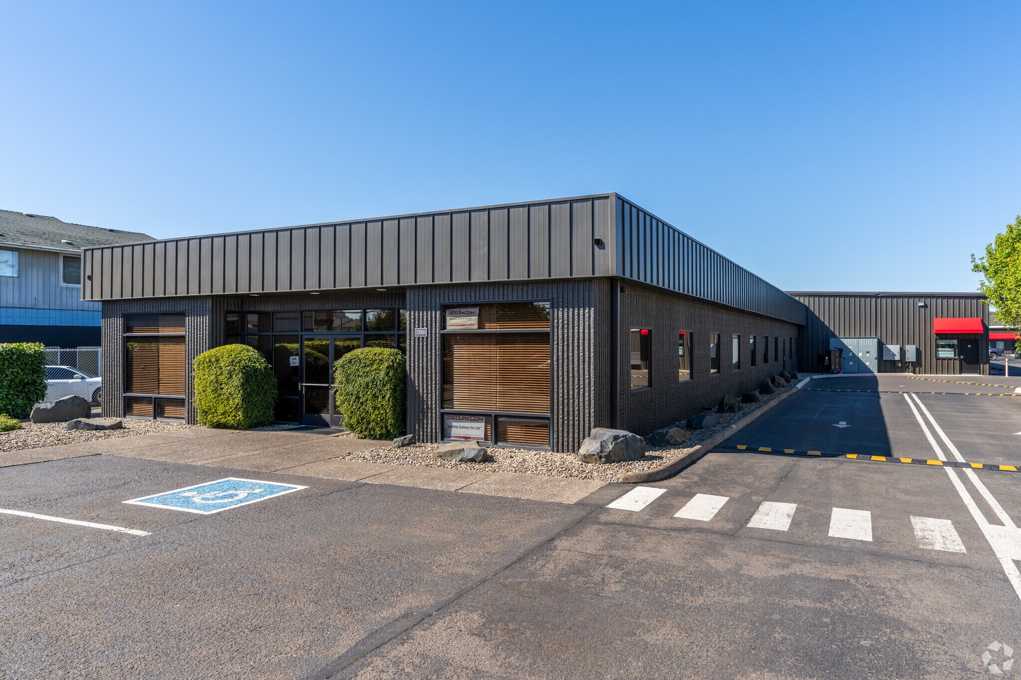 3400 Main St, Springfield, OR for lease Primary Photo- Image 1 of 7