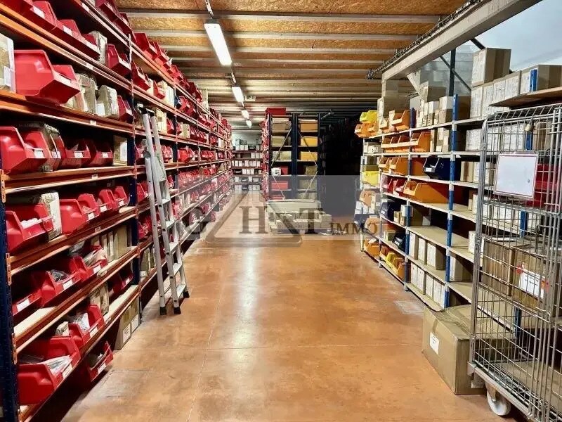 Industrial in Montigny-lès-Cormeilles for sale Interior Photo- Image 1 of 5