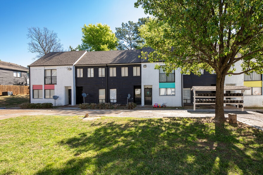 2780 Raleigh-Lagrange Rd, Memphis, TN for sale - Building Photo - Image 3 of 45