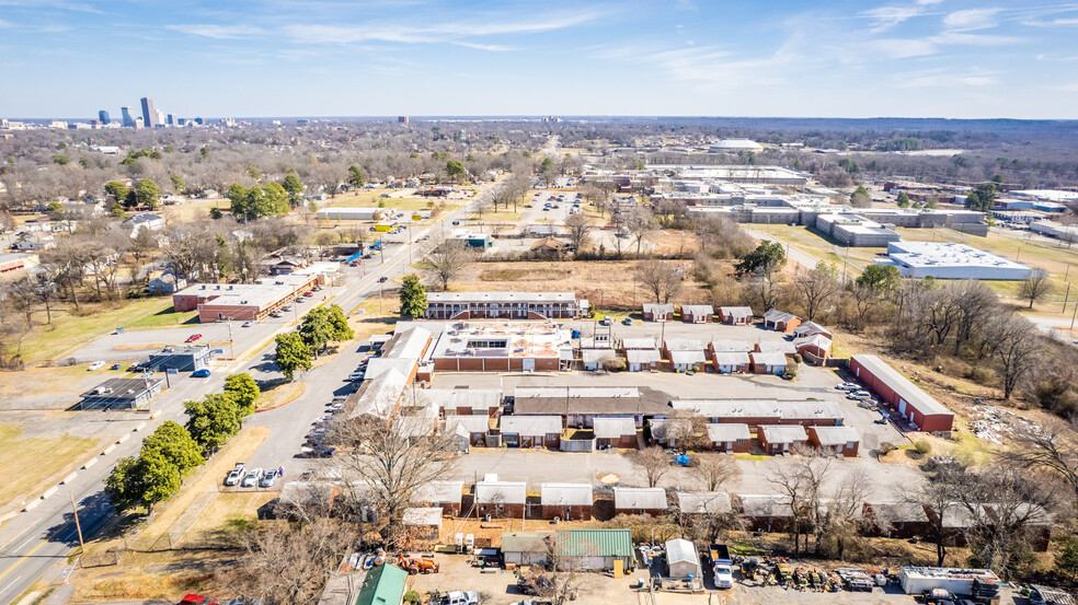 3601 W Roosevelt Rd, Little Rock, AR à vendre - Photo du bâtiment - Image 1 de 1