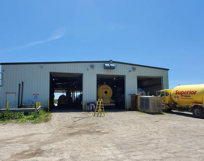 500 Waydom Dr, North Dumfries, ON for sale Primary Photo- Image 1 of 1