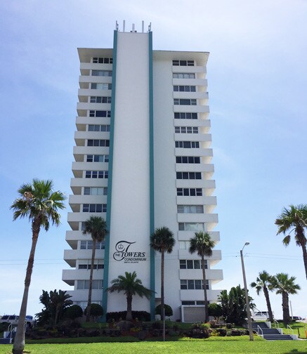 2800 N Atlantic Ave, Daytona Beach, FL à louer - Photo du bâtiment - Image 3 de 7