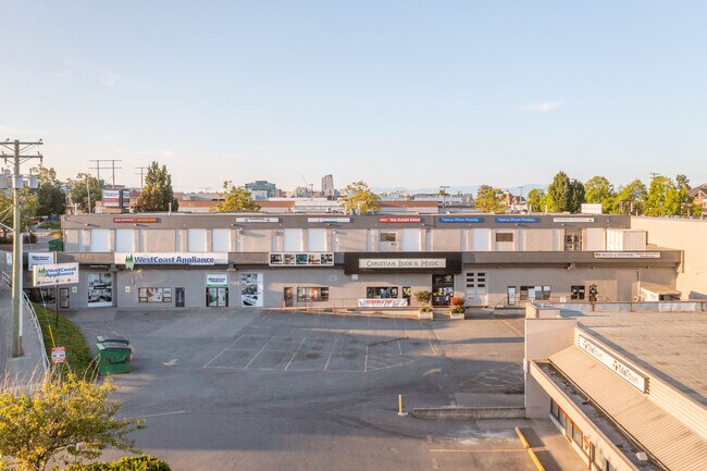 Plus de détails pour 3090 Nanaimo St, Victoria, BC - Commerce de détail à louer