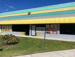 4990 SW 52nd St, Fort Lauderdale, FL à louer Photo du bâtiment- Image 1 de 7