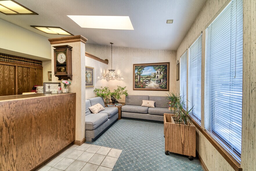 1408 Live Oak Blvd, Yuba City, CA à vendre - Photo intérieure - Image 2 de 28