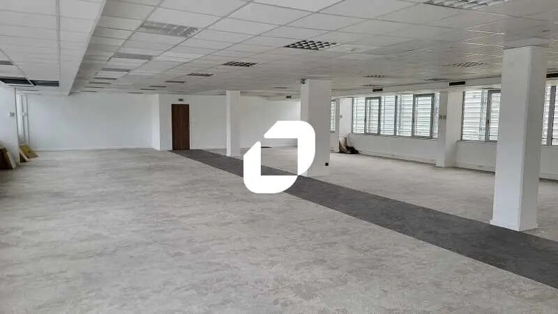 Office in Mérignac for lease - Interior Photo - Image 3 of 13