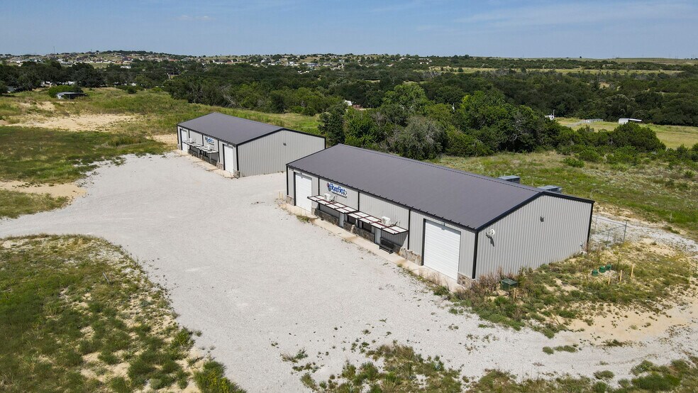 5840 N FM 51, Weatherford, TX à vendre - Photo du bâtiment - Image 2 de 10