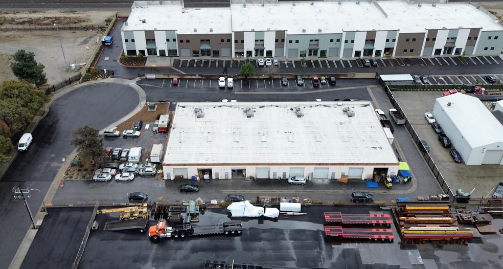 10660 Silicon Ave, Montclair, CA for lease - Building Photo - Image 2 of 6