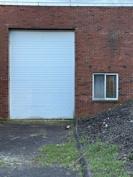 3 Alcap Rdg, Cromwell, CT à vendre - Photo du bâtiment - Image 3 de 7