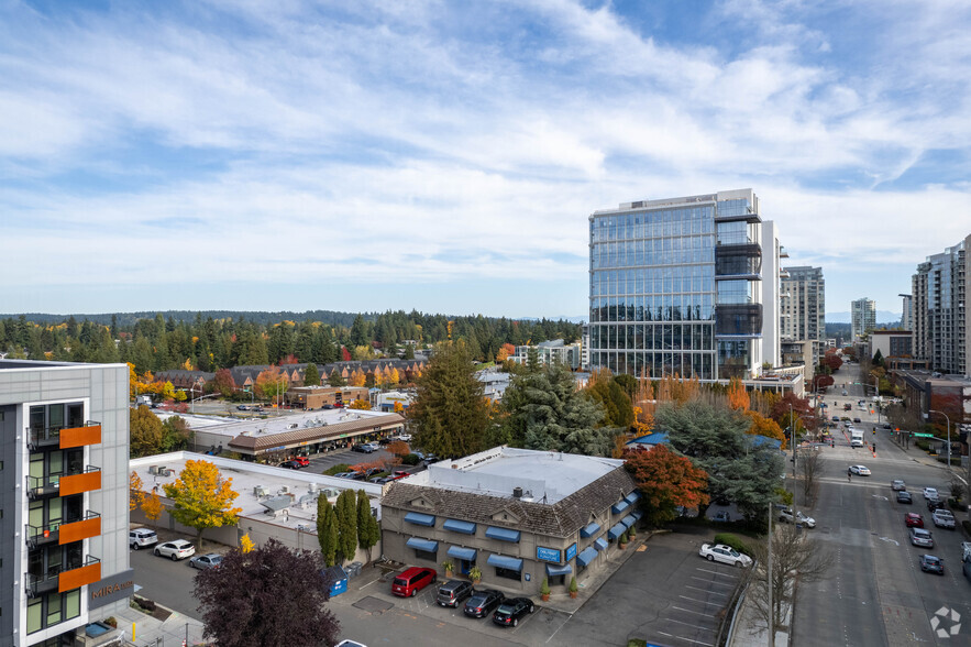 10306 NE 10th St, Bellevue, WA for sale - Aerial - Image 2 of 3