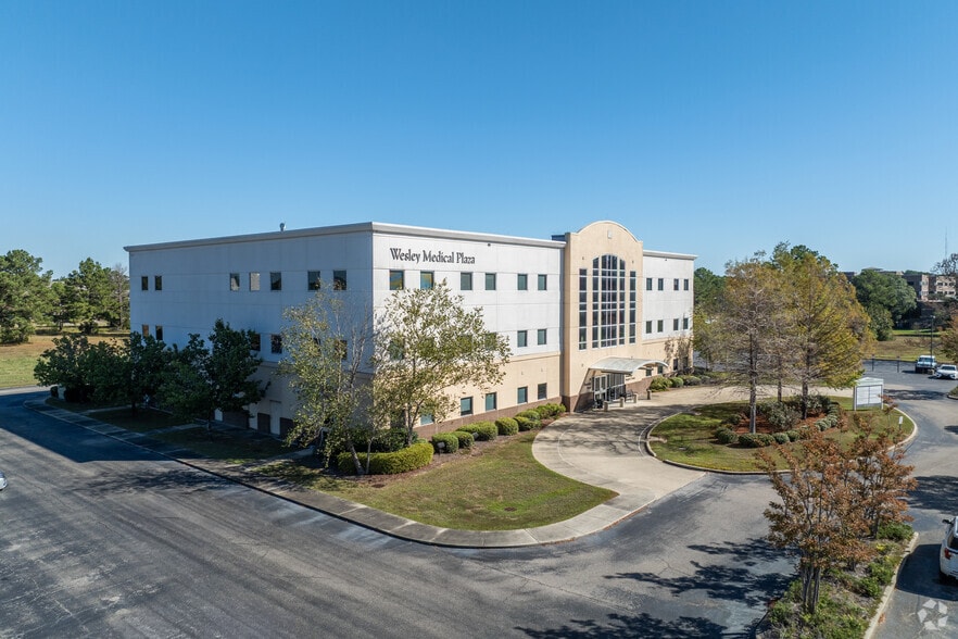 39 Franklin Rd, Hattiesburg, MS for lease - Building Photo - Image 1 of 21