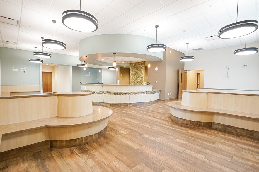 14000 Keystone Pky, Brook Park, OH à louer - Photo intérieure - Image 2 de 8