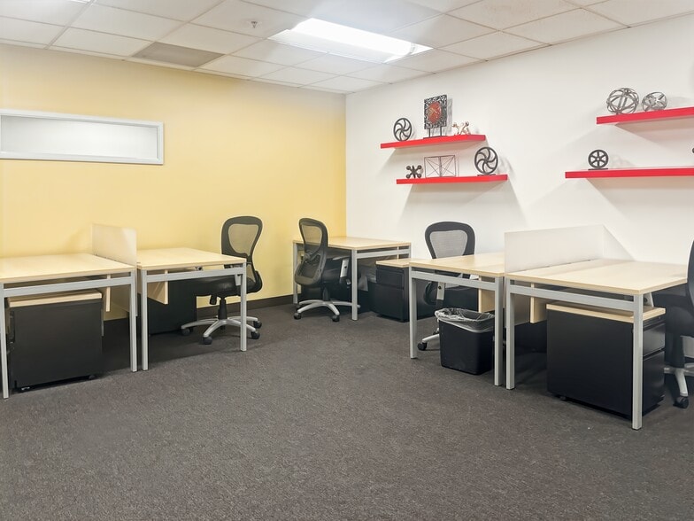 1 Harbor Dr, Sausalito, CA for lease - Interior Photo - Image 2 of 19