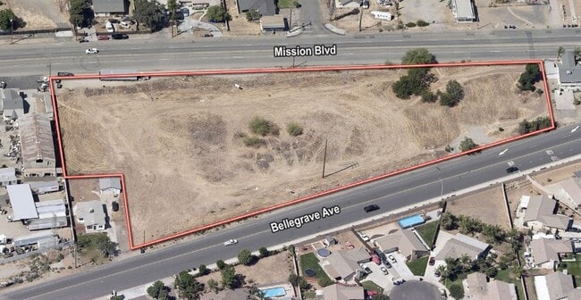 Plus de détails pour 9300 Mission Blvd, Jurupa Valley, CA - Terrain à vendre