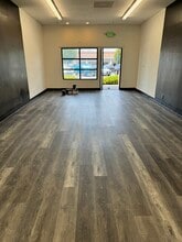 2381 Tapo St, Simi Valley, CA for lease Interior Photo- Image 2 of 8