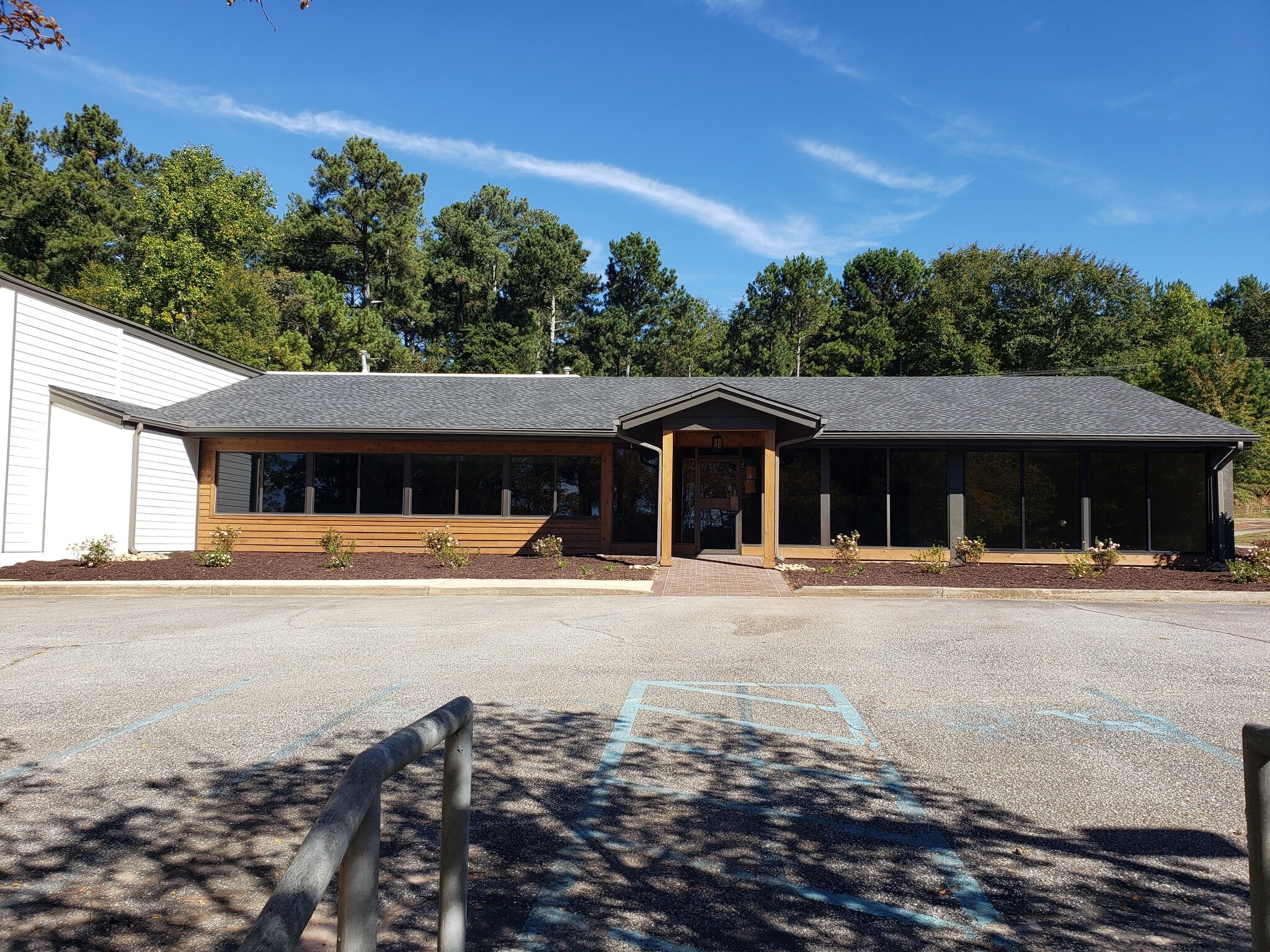 130 Dillon Dr, Spartanburg, SC for lease Primary Photo- Image 1 of 16
