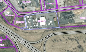 60 Trade Rd, Plattsburgh, NY à louer Aérien- Image 1 de 6