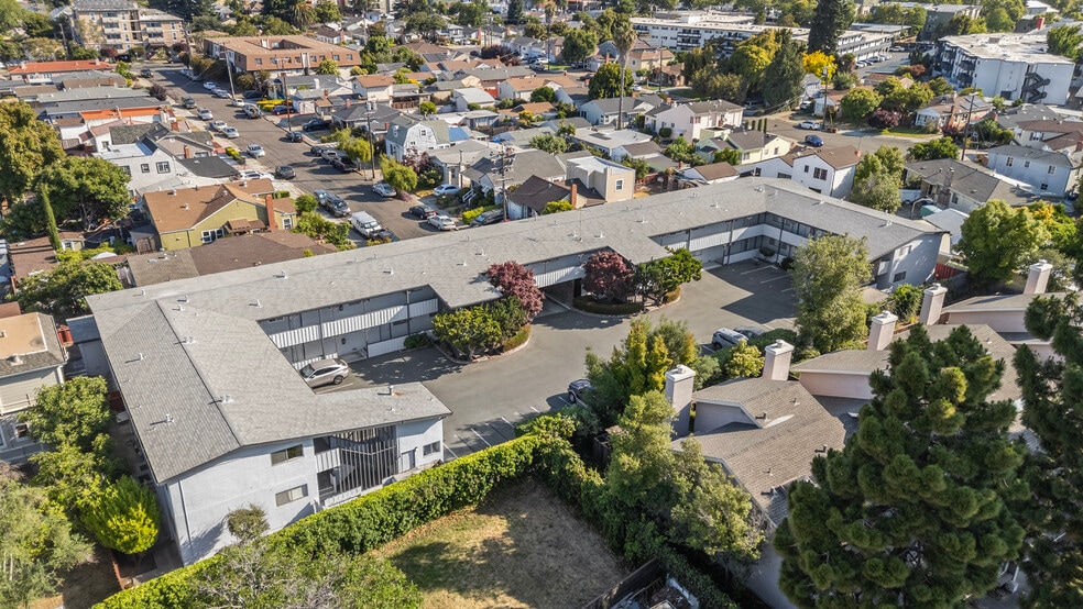 2251 Buena Vista Ave, San Leandro, CA for sale - Building Photo - Image 2 of 13