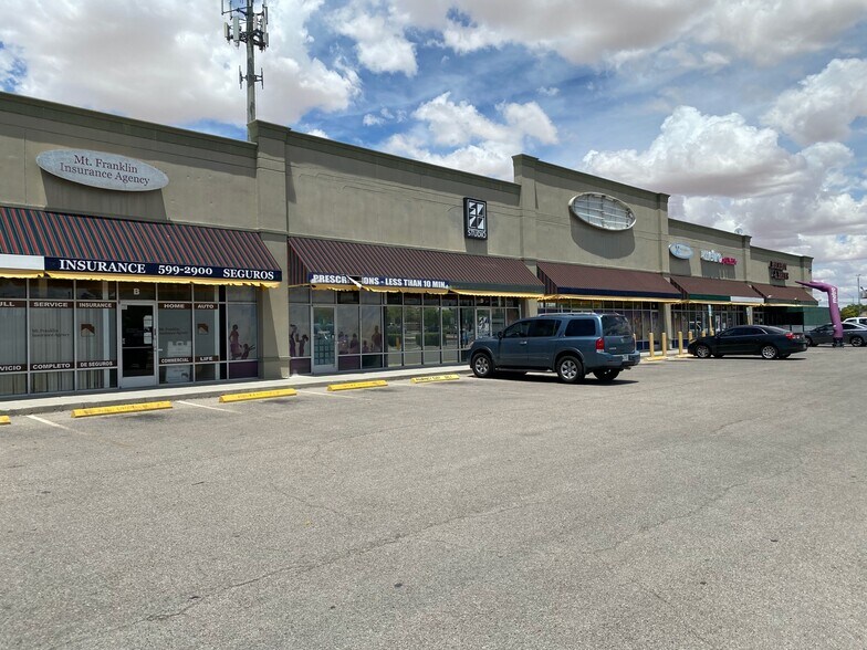 2911 George Dieter Dr, El Paso, TX à louer - Photo du bâtiment - Image 2 de 4