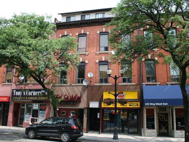 219-221 King St E, Hamilton, ON for sale - Building Photo - Image 2 of 4
