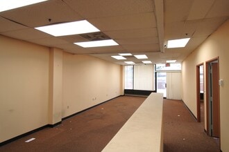 98 Harmon Cove Tower, Secaucus, NJ for lease Interior Photo- Image 1 of 13