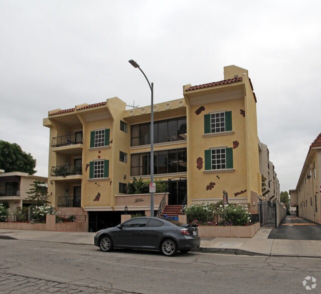 18550 Vincennes St, Northridge, CA for sale - Building Photo - Image 2 of 2