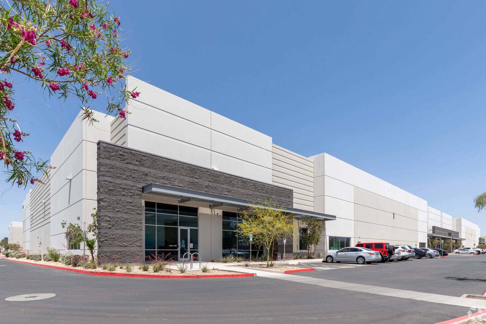 2625 S 16th St, Phoenix, AZ for lease Building Photo- Image 1 of 14