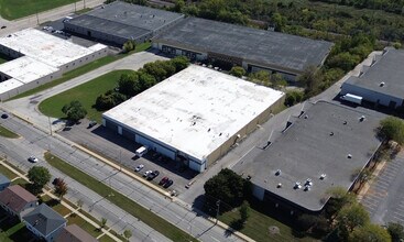 6555 W Mill Rd, Milwaukee, WI - Aérien Vue de la carte