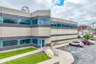 Plus de détails pour 572 S Salina St, Syracuse, NY - Bureau à vendre