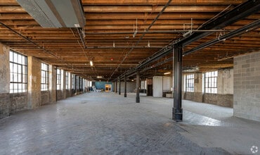 37 W Cross St, Baltimore, MD à louer Photo intérieure- Image 2 de 6