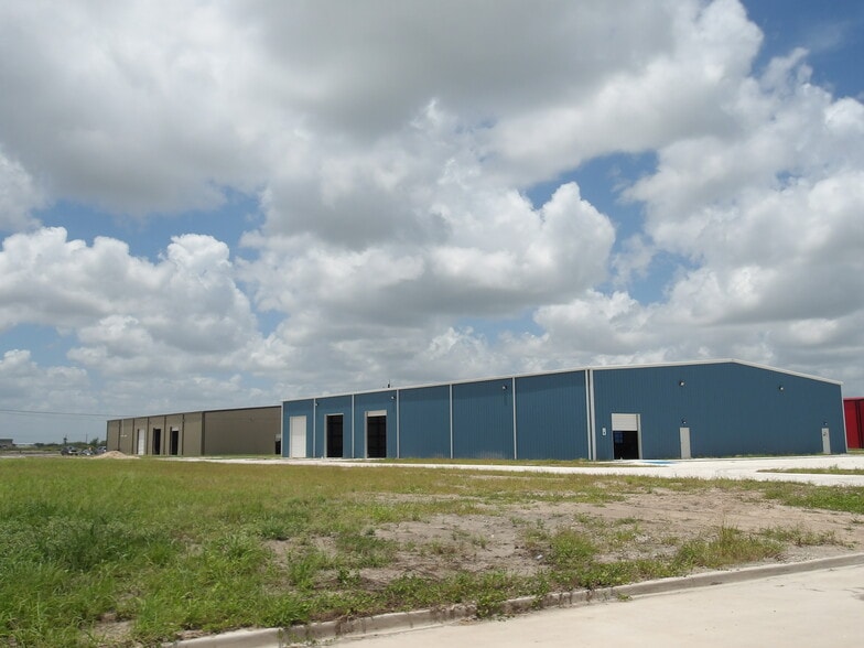 1750 Reveille Rd, Harlingen, TX for sale - Building Photo - Image 2 of 23