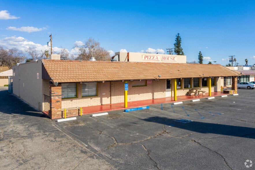 2339-2433 N Sierra Way, San Bernardino, CA for lease - Primary Photo - Image 3 of 4