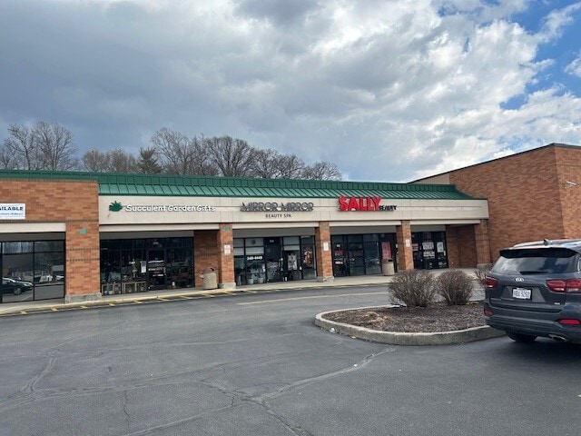 790-824 Main St, Milford, OH for lease - Building Photo - Image 3 of 24