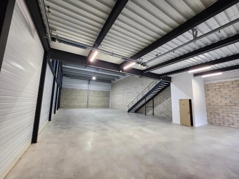 Flex dans Éragny à louer - Photo intérieure - Image 3 de 10