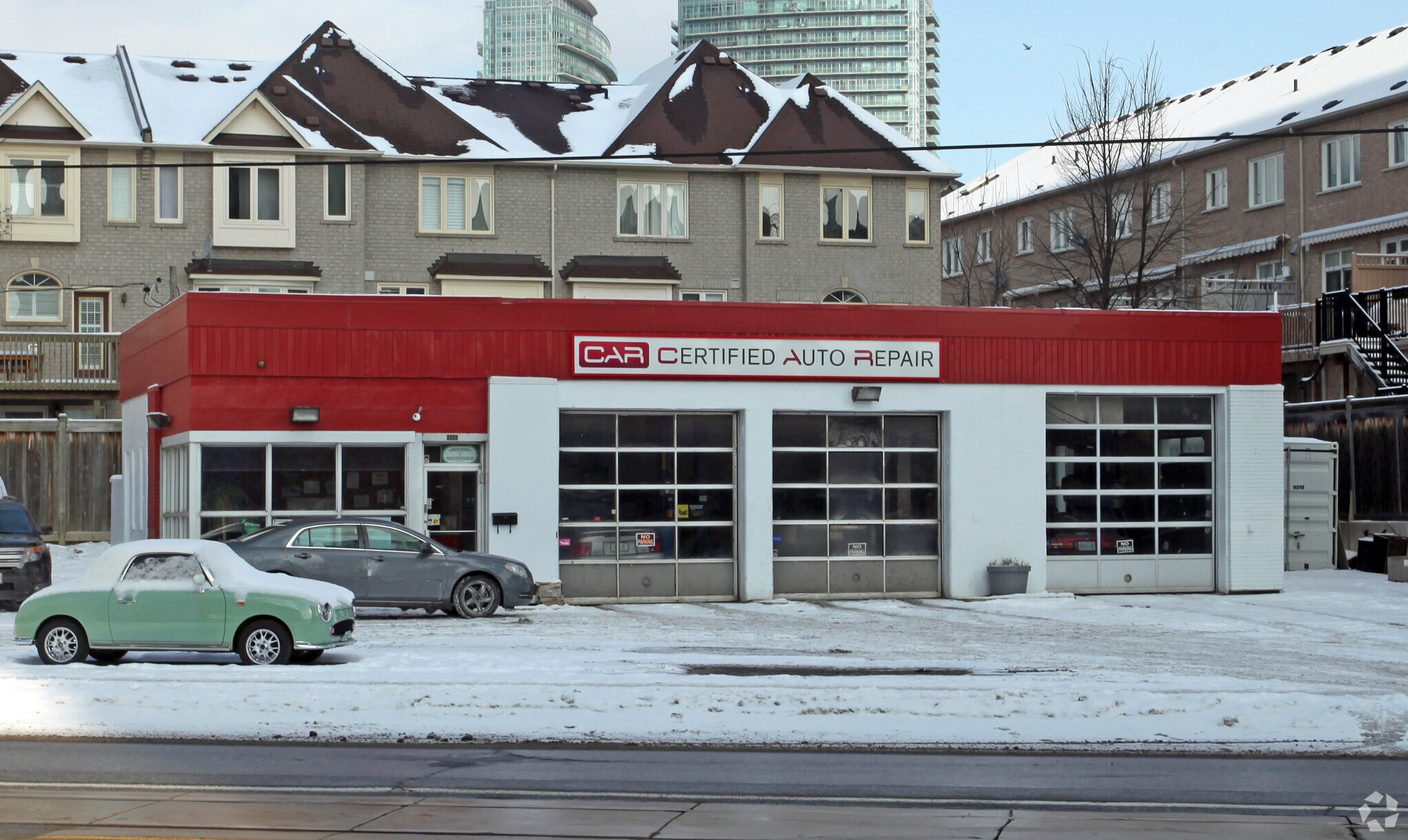 2272 Lake Shore Blvd W, Toronto, ON for sale Primary Photo- Image 1 of 1