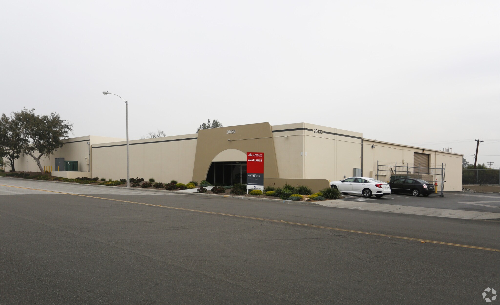 20430 Tillman Ave, Carson, CA à louer Photo du bâtiment- Image 1 de 4
