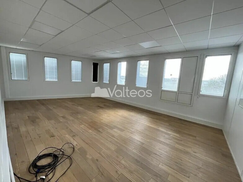 Office in Balma for lease - Interior Photo - Image 3 of 8